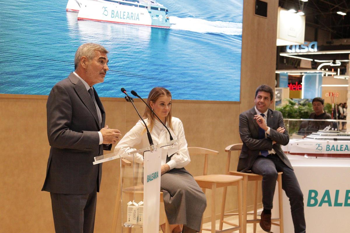 Adolfo Utor presenta el nuevo barco de Baleària.