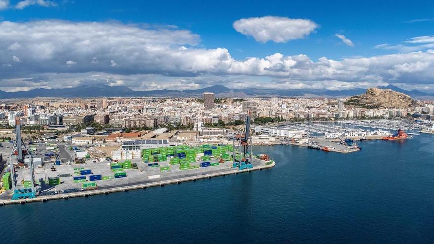 La UE aprueba una inversión de 6 millones para digitalizar el Puerto de Alicante y sincronizar el tráfico de mercancías