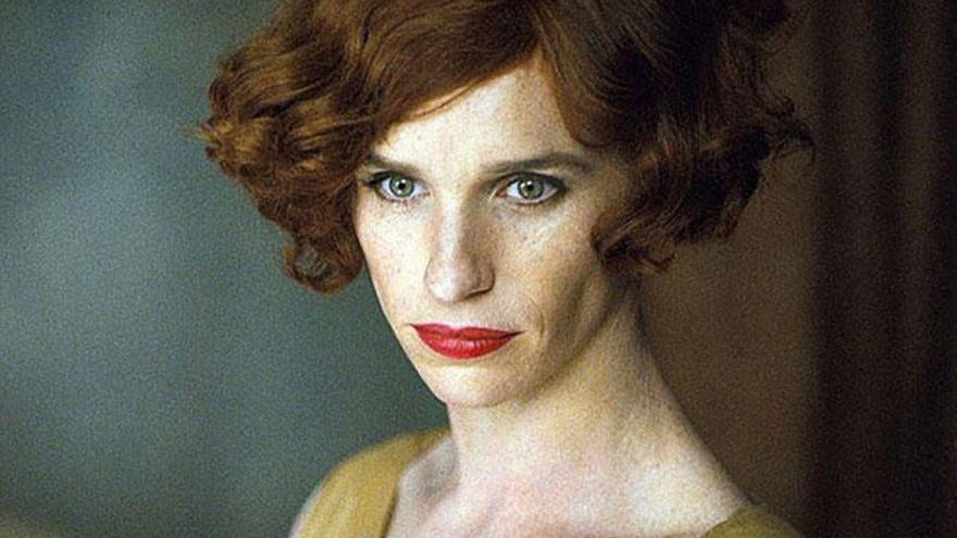 Primera imagen de Eddie Redmayne como Lili Elbe.