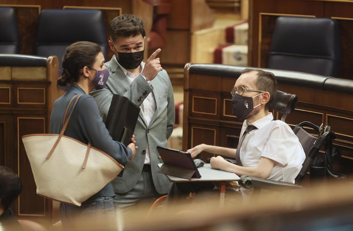 Unides Podem i els partits independentistes demanen a Batet accions legals per l’espionatge