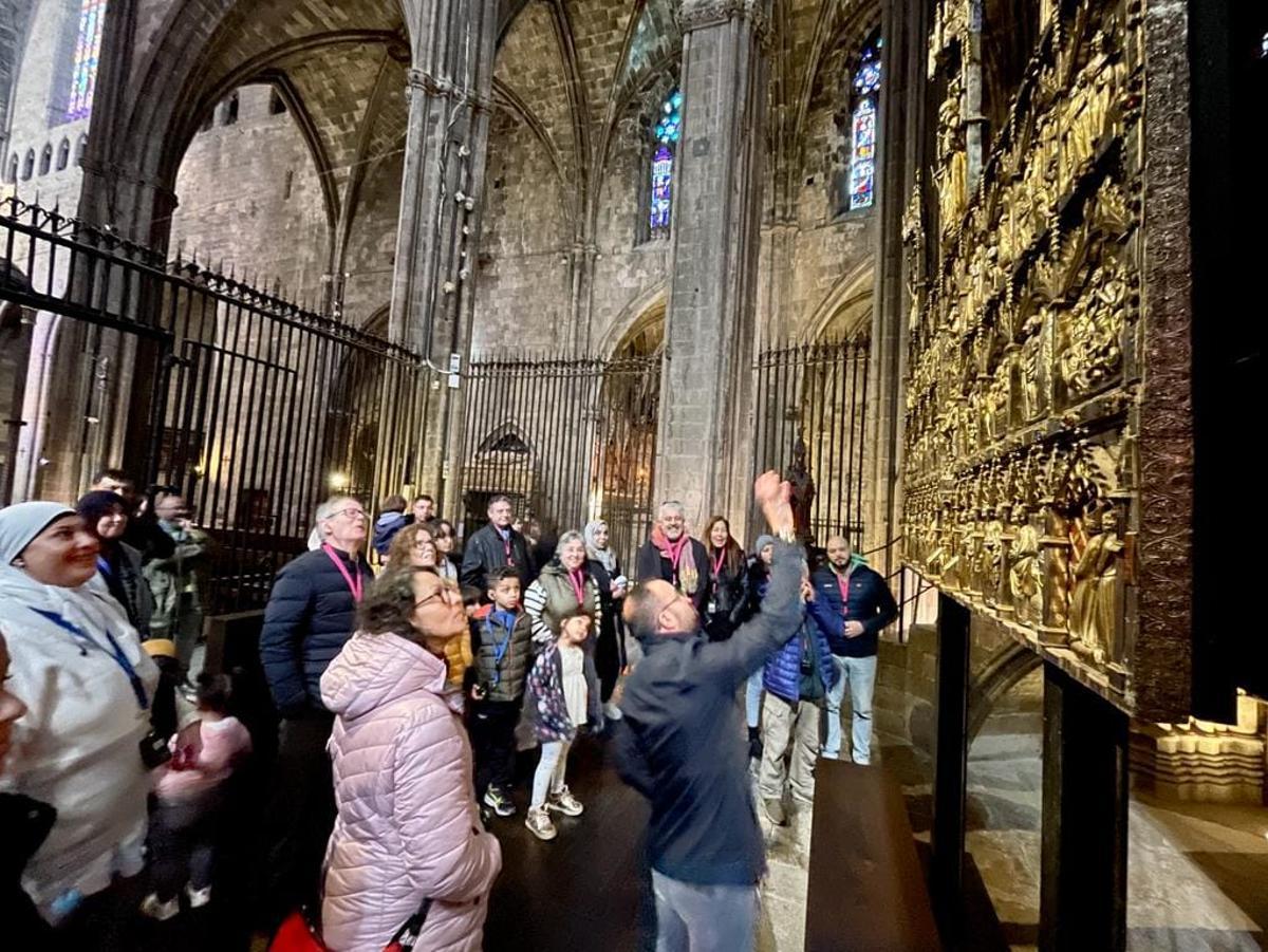 Un moment de la visita a la Catedral de Girona.