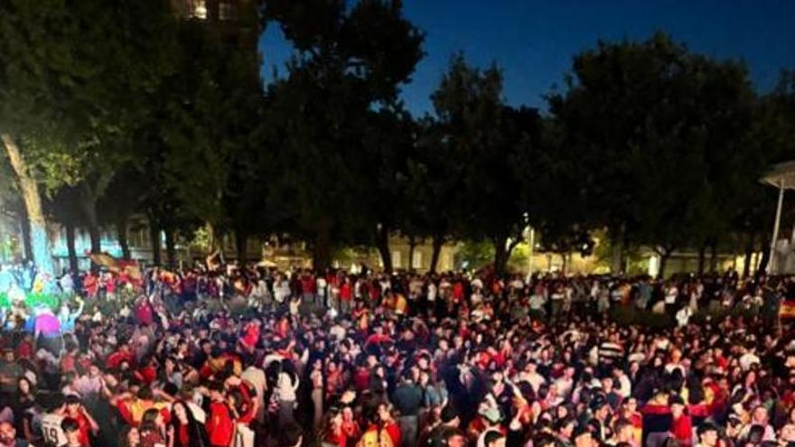 Una segunda pantalla gigante mejorará la visión de la final del Mundial en la Alameda
