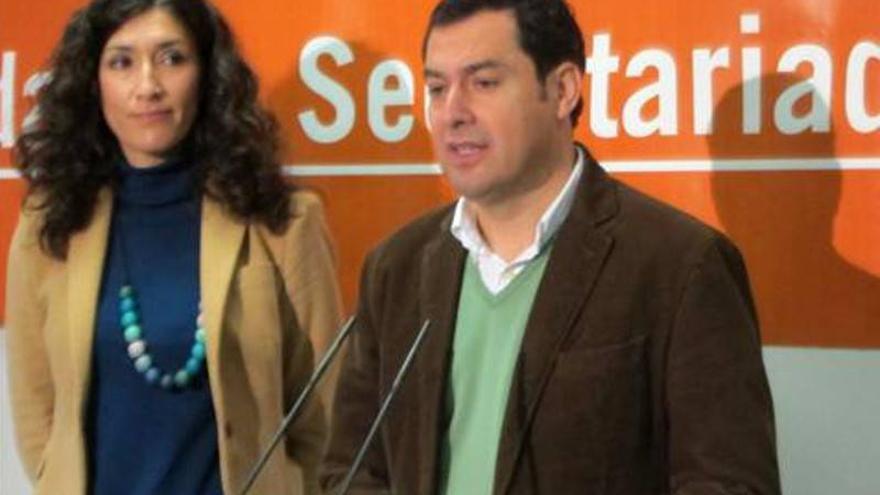 Moreno vuelve a ofrecer a Díaz su apoyo para garantizar la gobernabilidad en Andalucía