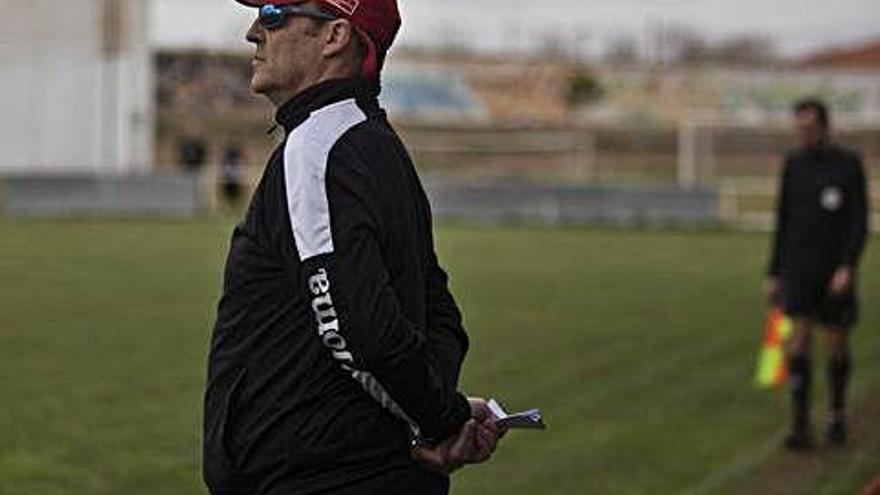 Félix Domínguez, entrenador del Villaralbo.