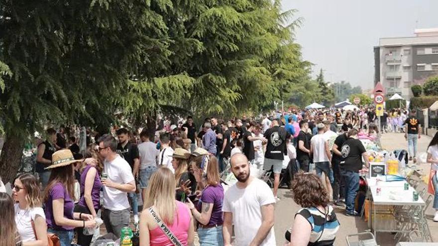 Un pinchadiscos y una orquesta han animado la tan esperada jornada.