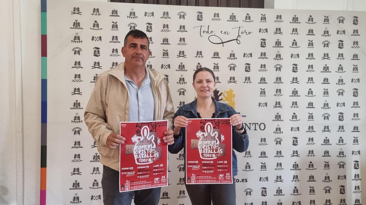 Fernando Roldán y María Velasco presentan la romería del Cristo de las Batallas.
