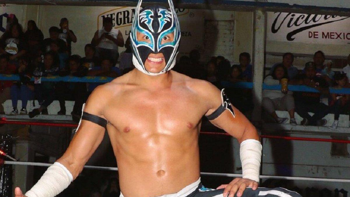 Príncipe Aéreo, conocido luchador mexicano, muere en pleno ring