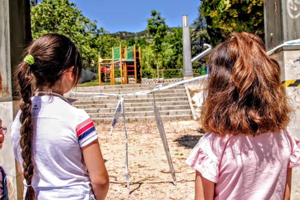 Alcoy mantiene los parques infantiles cerrados