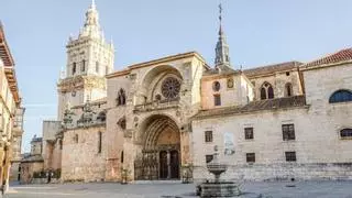 Entramos en el pueblo conocido como “el paraíso de los torreznos”