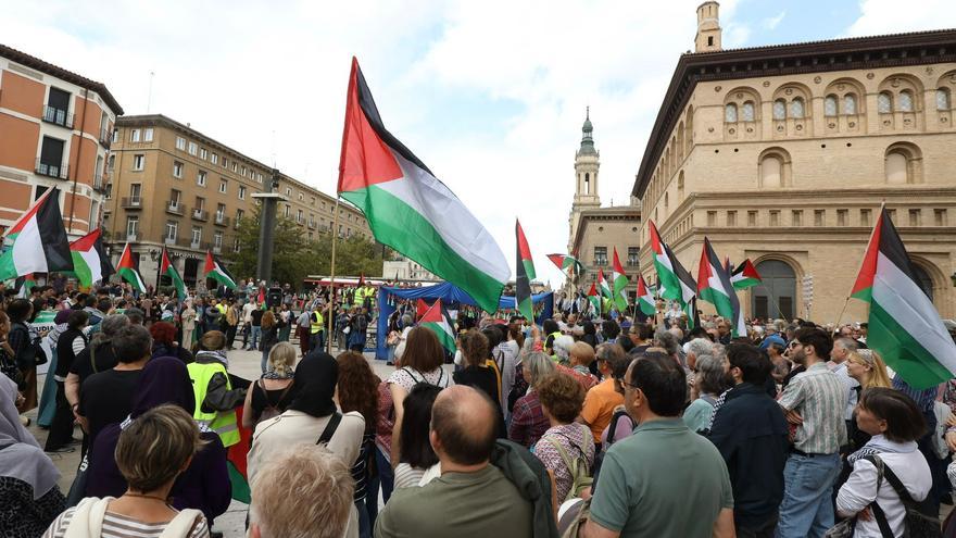 Manifestación por Palestina en Zaragoza: &quot;Hoy se cumplen 76 años de la catástrofe que acabó con la vida de muchas personas&quot;