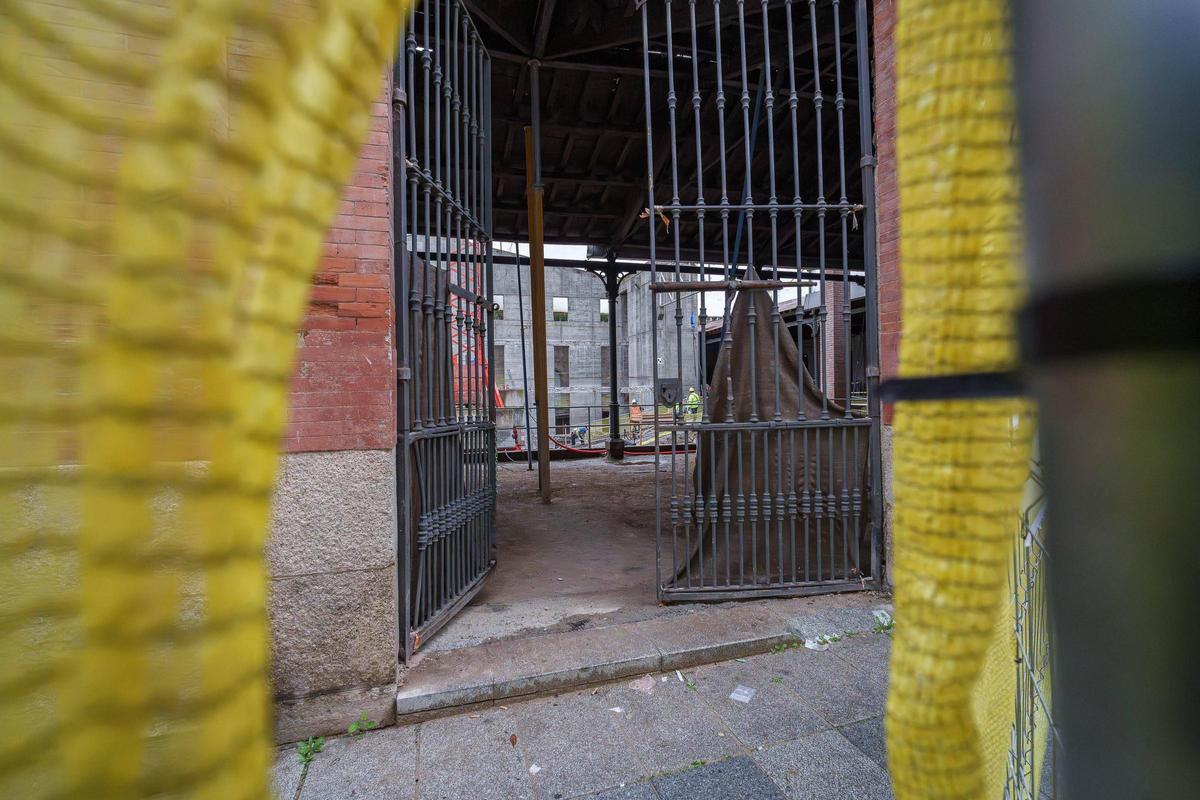 Así avanzan las obras  el antiguo Mercado de Calatrava.