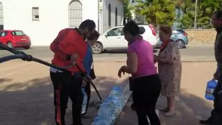El reparto de agua con camiones cisterna en Los Pedroches y el Guadiato registra una afluencia discreta