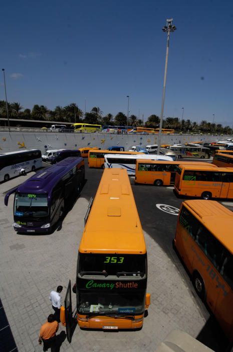 Llegada viajeros al aeropuerto de Gran Canaria