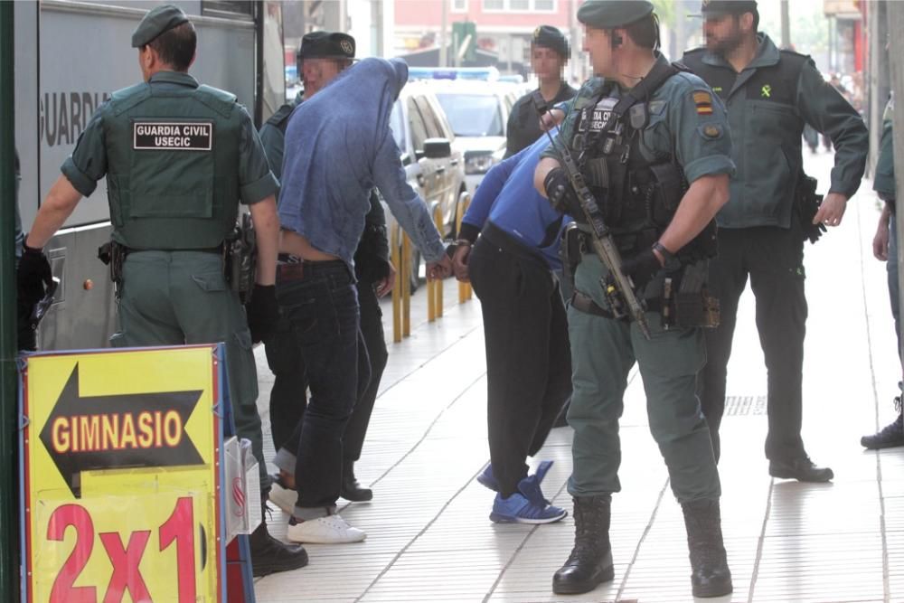 Espectacular dispositivo de la Guardia Civil