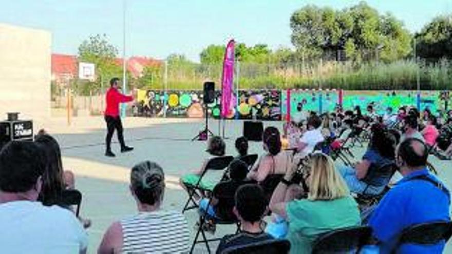 L’espectacle «Fabulós» del Mag Stigman captiva el públic abrerenc  | AJUNTAMENT D’ABRERA