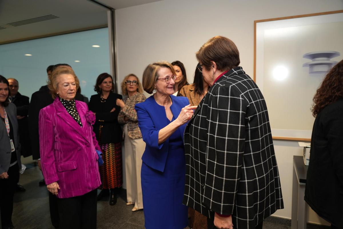 La UJI entrega a Mediterráneo la Distinción Extraordinaria