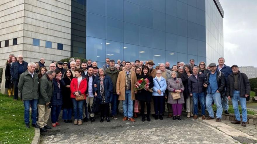 Cien socialistas gallegos homenajean a la ex secretaria local y concejal Eva Acón