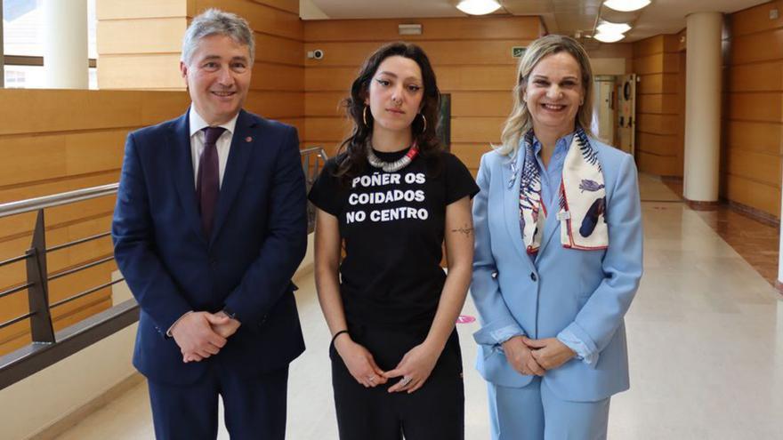 Abraira, con Ricardo Cao y María Dolores Fernández. | FdV