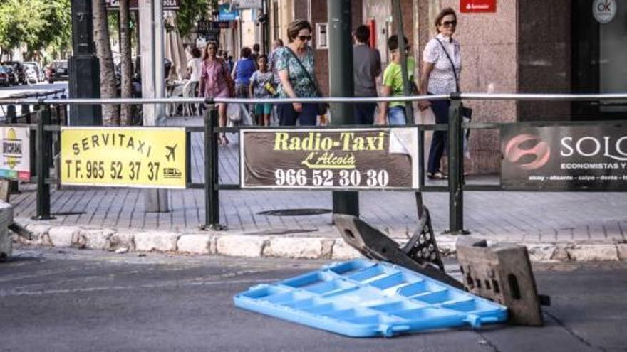 El fuerte viento causa incidentes en Alcoy