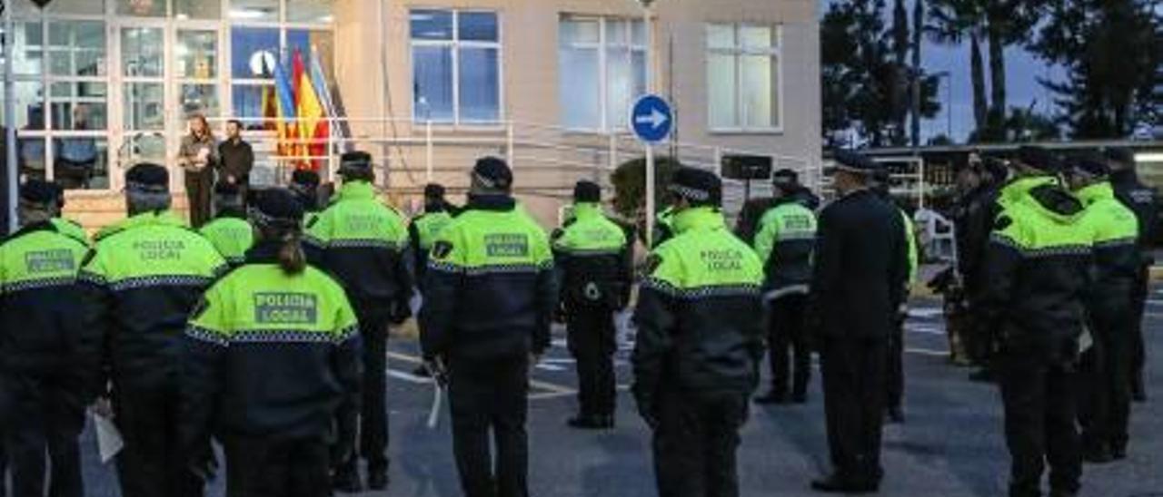 Imagen de parte de la plantilla de la Policía Local de Torrevieja.