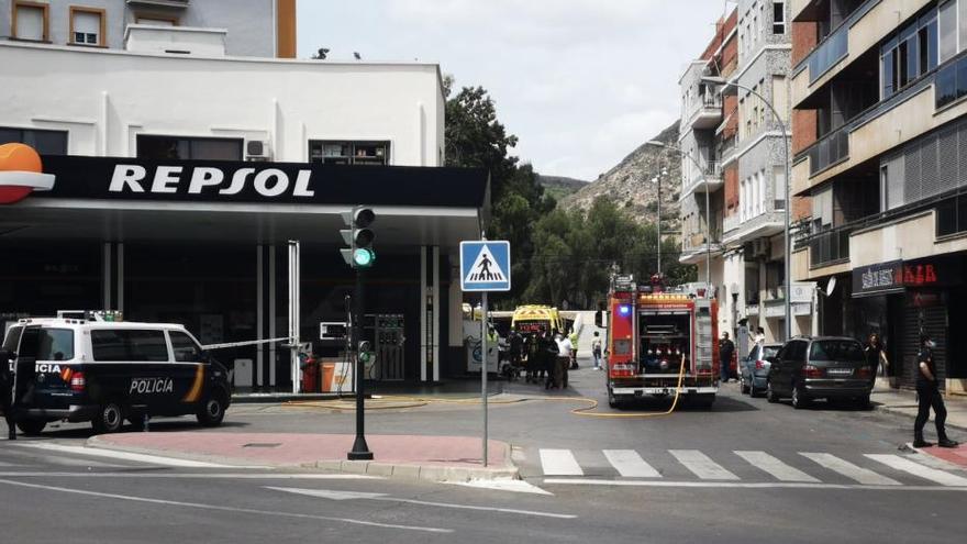 Una explosión en una gasolinera del centro de Cartagena deja varias personas heridas