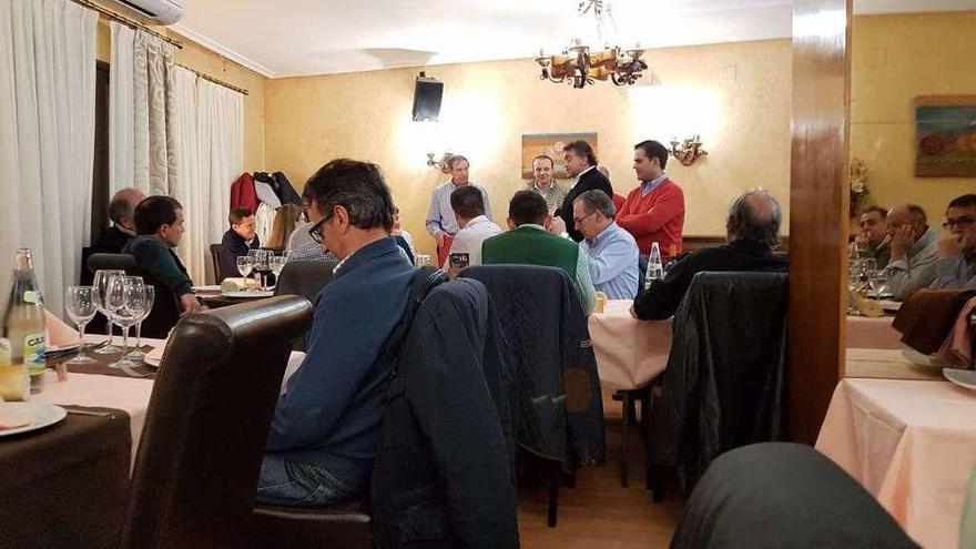 Cena de homenaje a Jorge González en su despedida de la Caja Rural de Fuentesaúco.