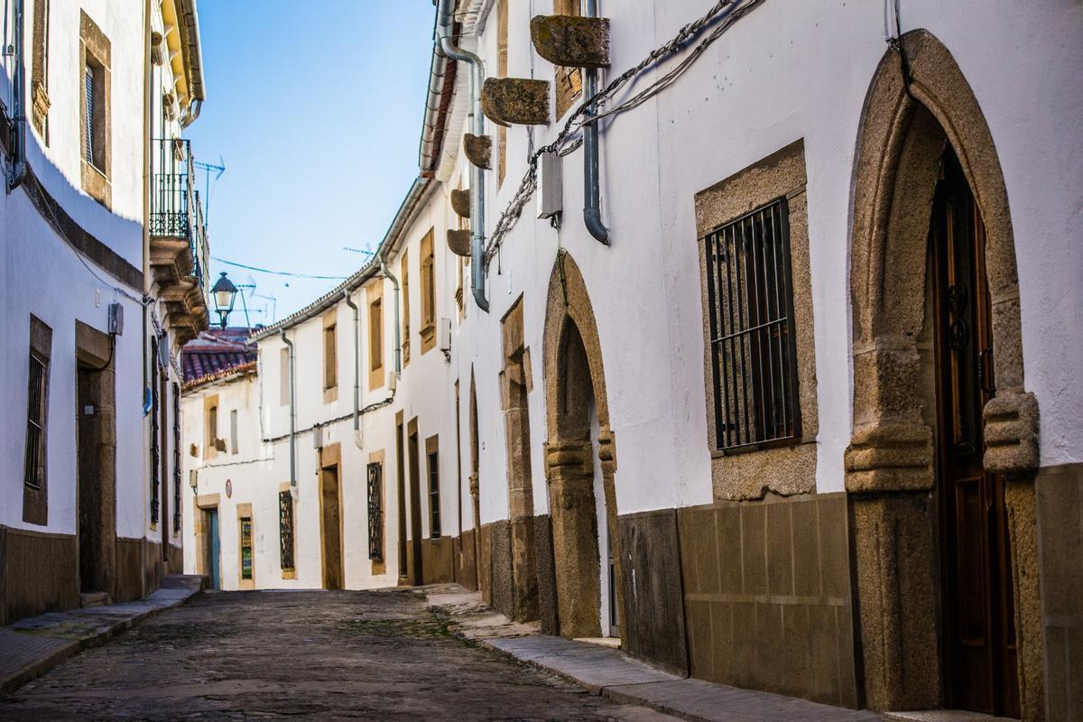 Valencia de Alcántara.