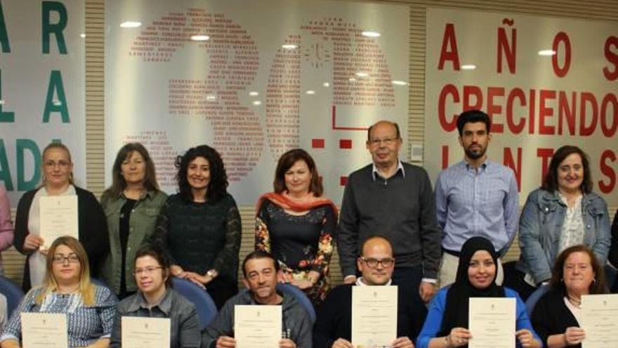 Pilar de la Horadada clausura un curso de formación de 4 meses para 10 parados