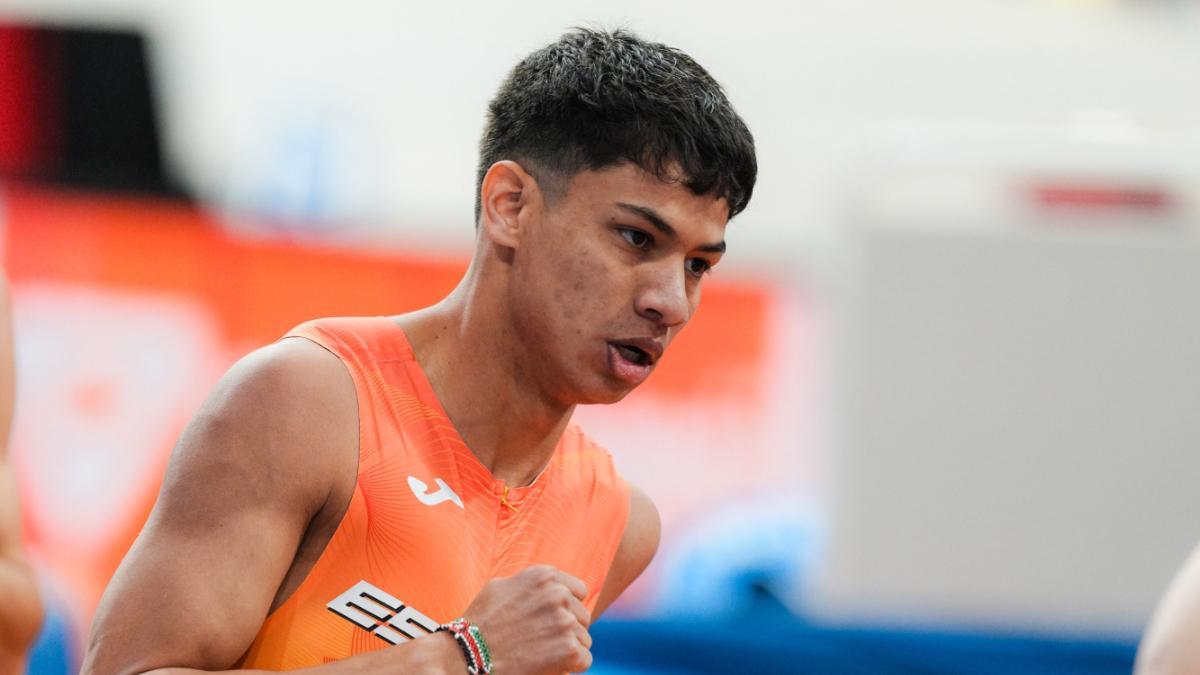 Sensacional Elvin José Canales en las series de 800