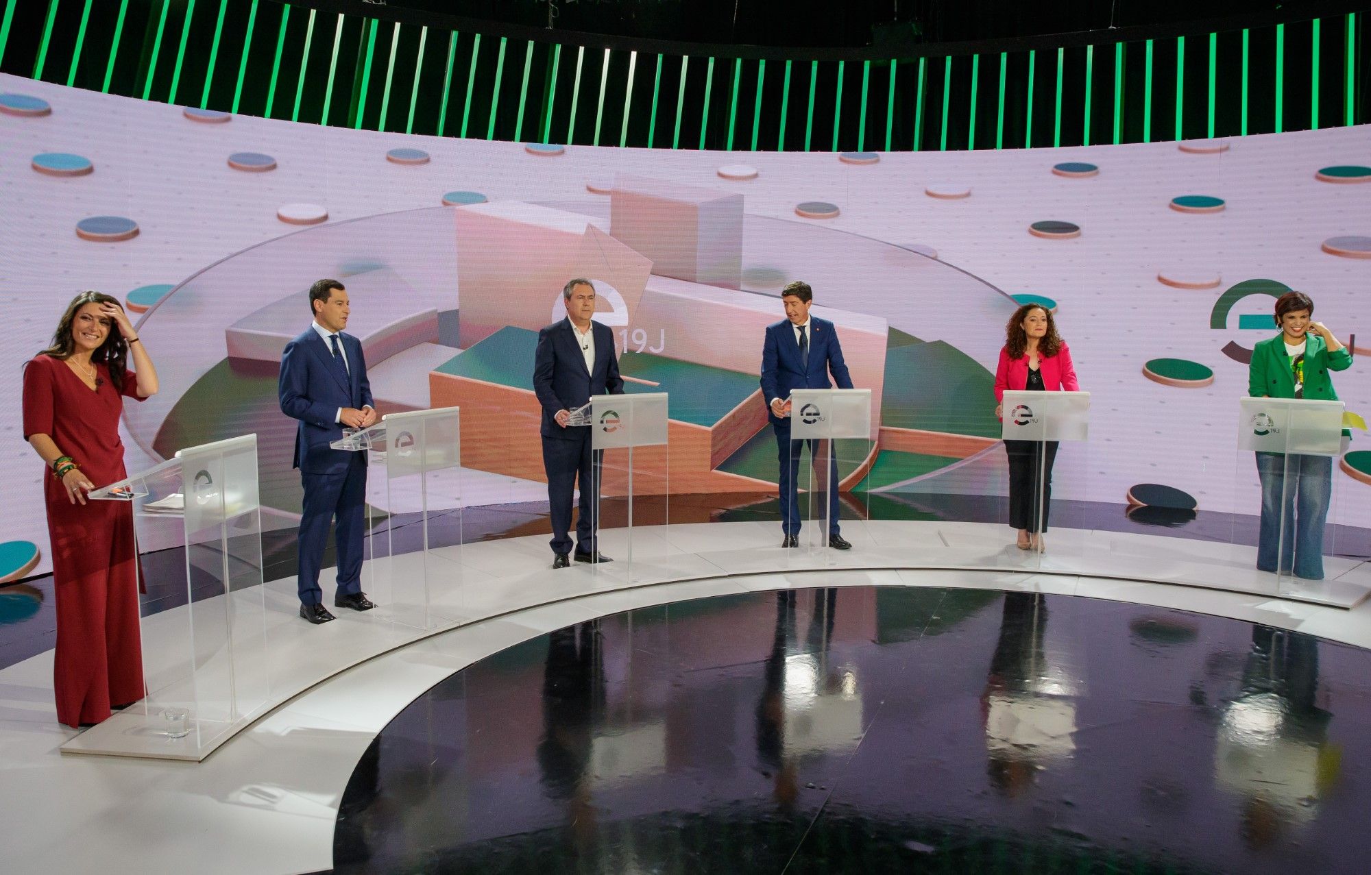 El debate decisivo del 19J en Canal Sur TV, en imágenes