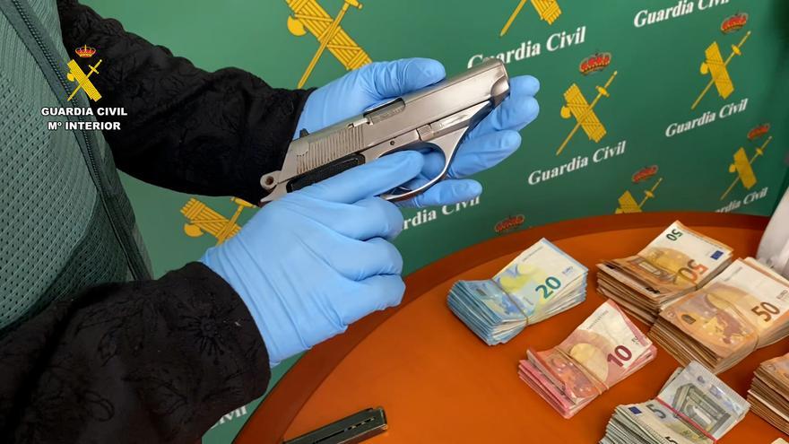 Tres detenidos en Málaga por vender armas a redes criminales