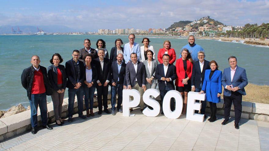 Foto de familia de la candidatura socialista.