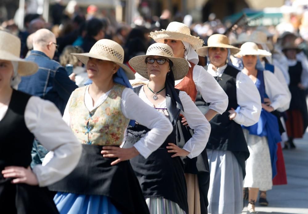 Pregón y desfile de las fiestas de El Bollo en Avilés