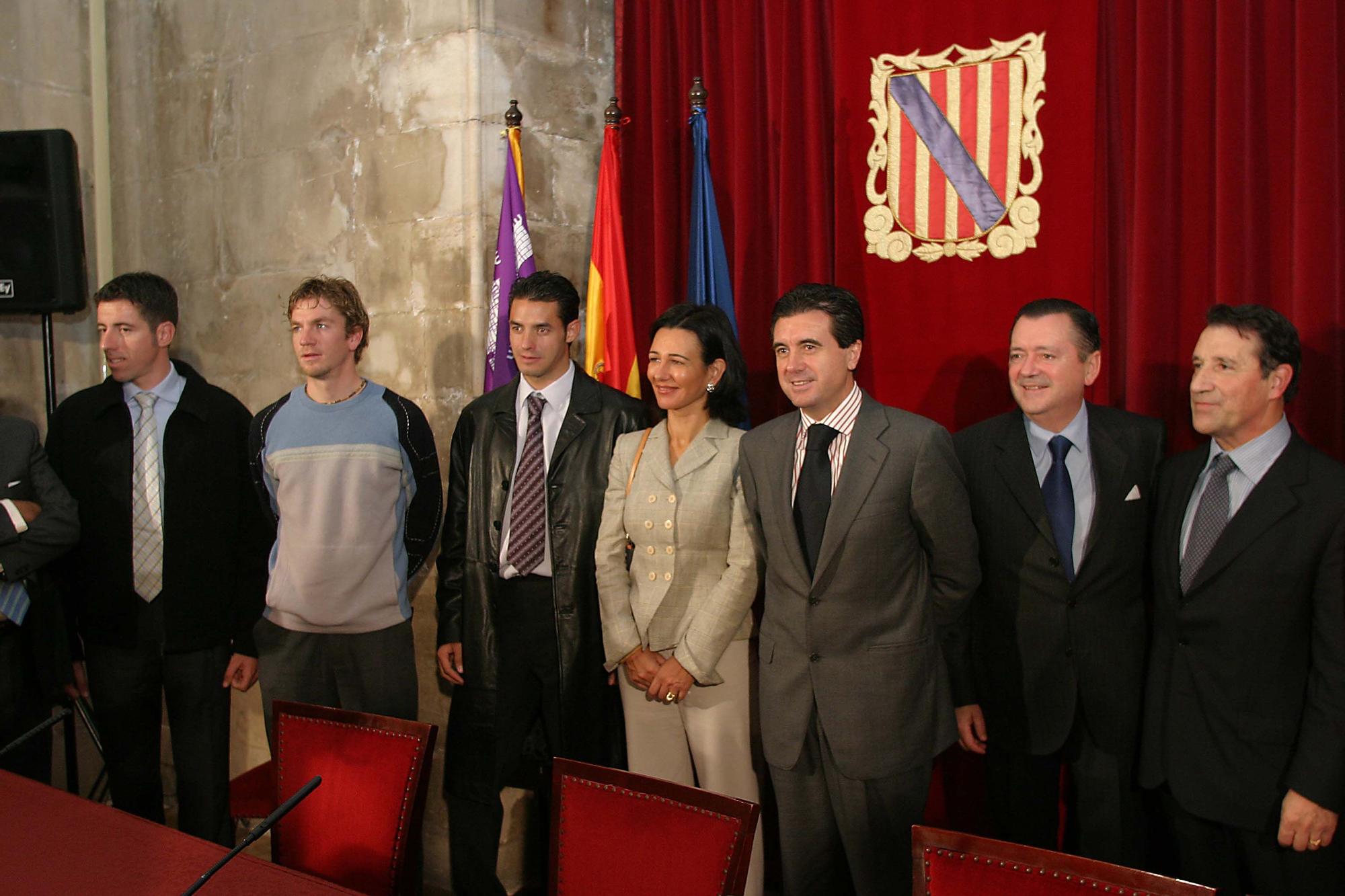 La firma del acuerdo Banesto y Illes Balears con Ana Patricia Botín y Jaume Matas