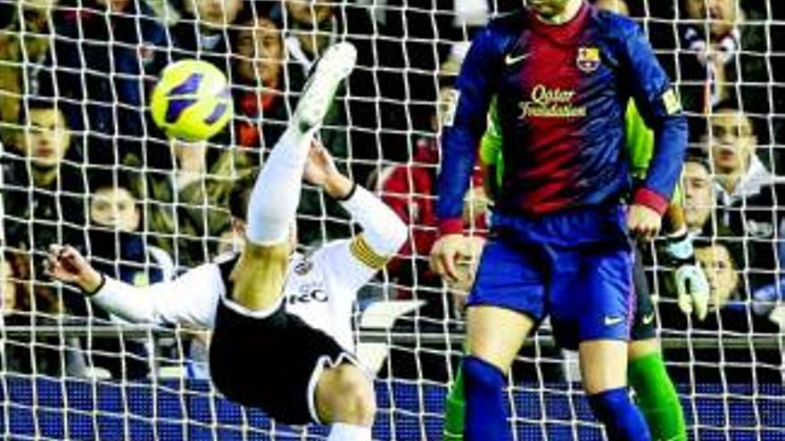 Vertiginoso empate en Mestalla