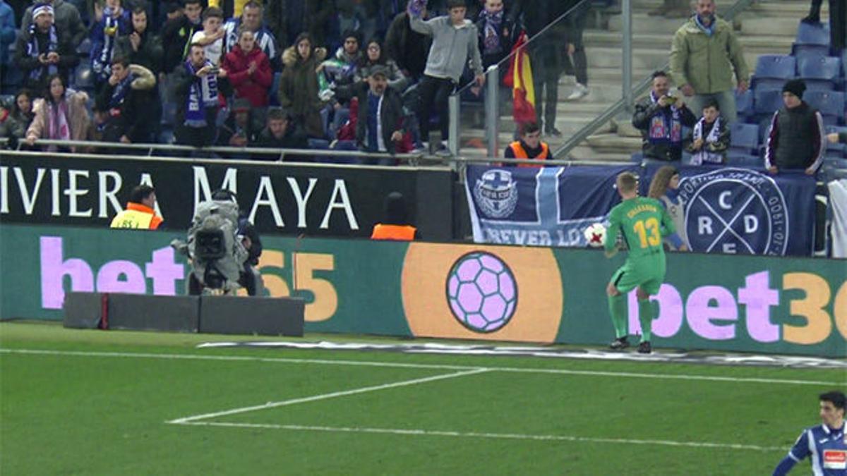 LACOPA | Espanyol - FC Barcelona (1-0): Cillessen recibió el impacto de un objeto