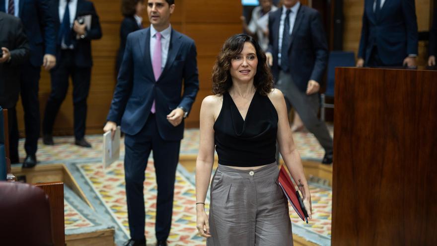 Ayuso dice que en Moncloa han pasado una noche &quot;de encierro&quot;, &quot;llamadas&quot; y &quot;filtraciones&quot;