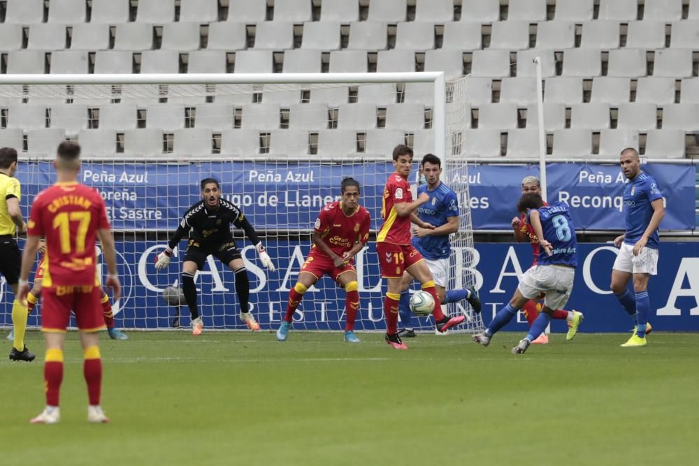 Un lance del Real Oviedo-Las Palmas