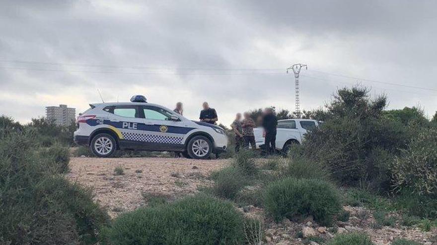 Los agentes, en uno de los controles realizados