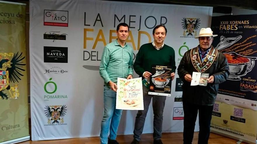 Por la izquierda, David Fernández, Alejandro Vega y Ramón Villa, en la presentación de ayer.