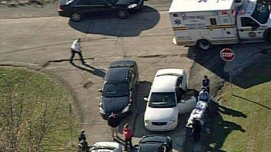Tres heridos en un tiroteo en un instituto de Pittsburgh