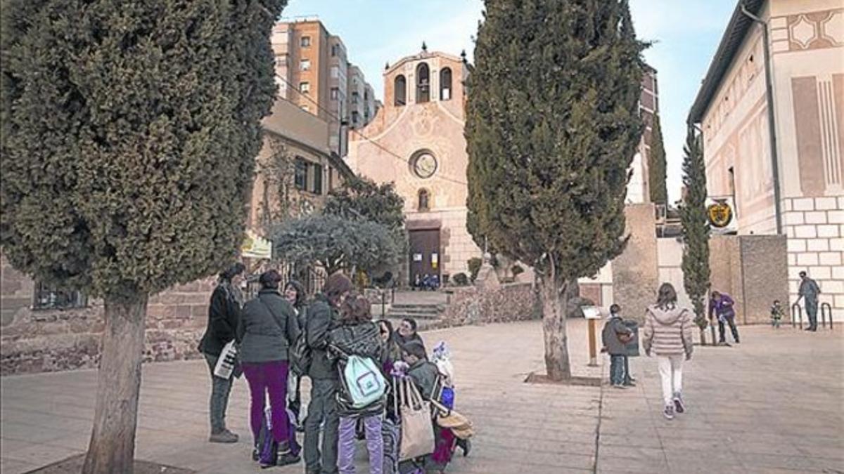 PARAJES EMBLEMÁTICOS 3 Una oca en el Rec Comtal, en Vallbona. La tasca La Esquinica, en el paseo Fabra i Puig. Y la masía de Can Basté.