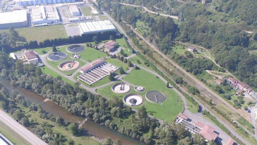 Una investigación busca mejorar la eliminación de contaminantes emergentes de las aguas residuales del Caudal