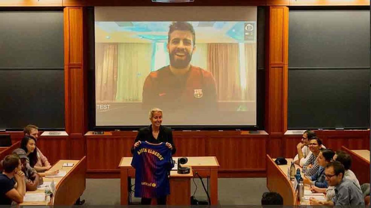 Gerard Piqué participó en la clase desde Lisboa