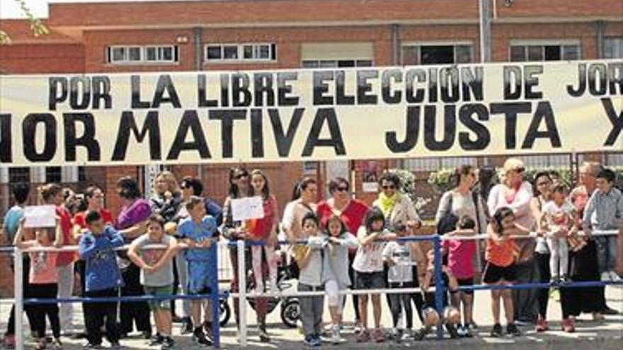 La huelga por la jornada continua pierde fuerza en Vinaròs y Benicarló