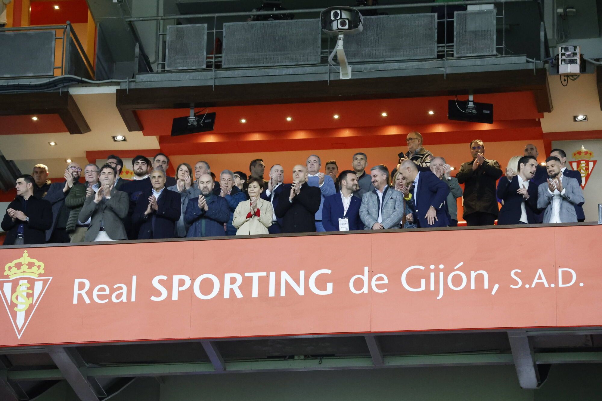 EN IMÁGENES: El Sporting - Tenerife disputado en El Molinón