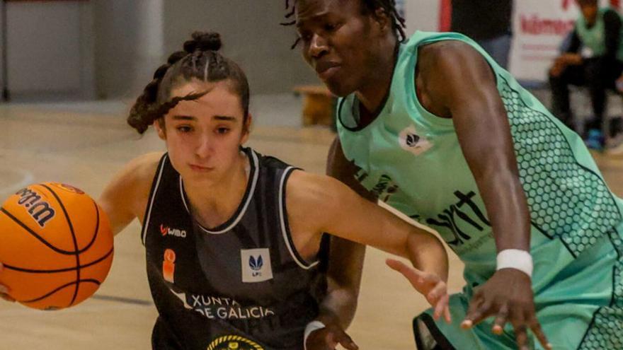 Las vilagarcianas llegan a la cita tras dos tropiezos. |  Iñaki Abella