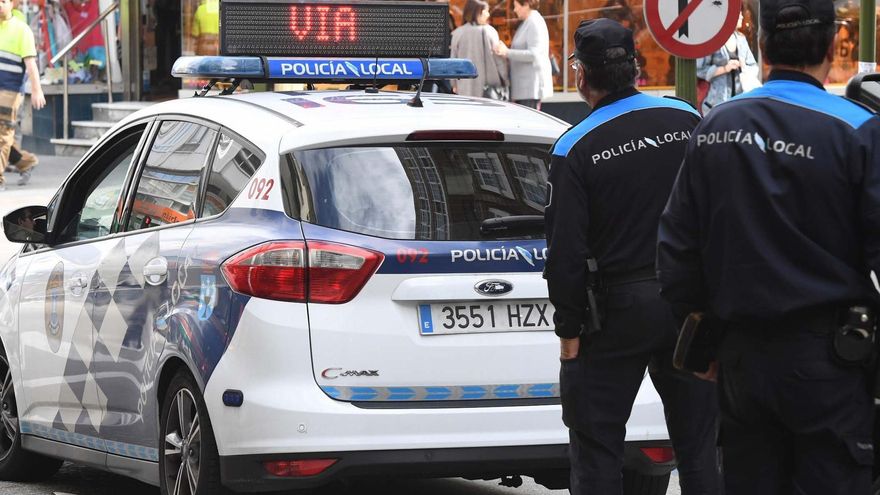 Vehículo de la Policía Local de A Coruña.