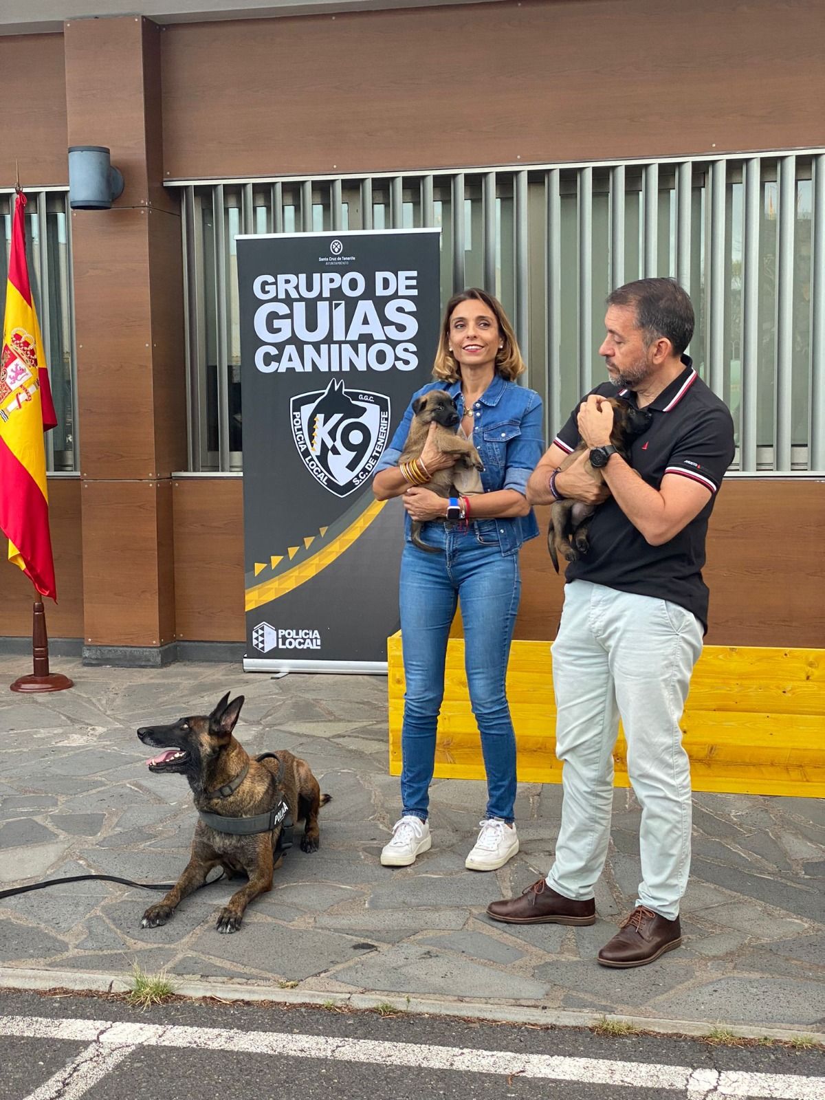 Los nuevos cachorros policía de Santa Cruz