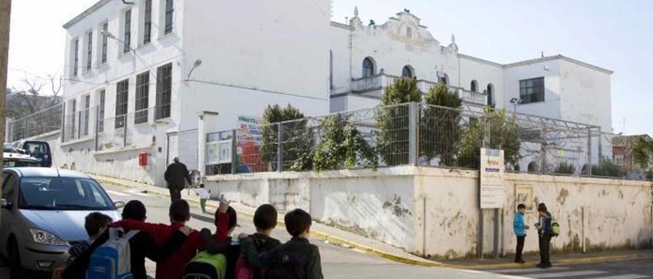 El colegio de la Font abre hoy  al no haber riesgo de legionela